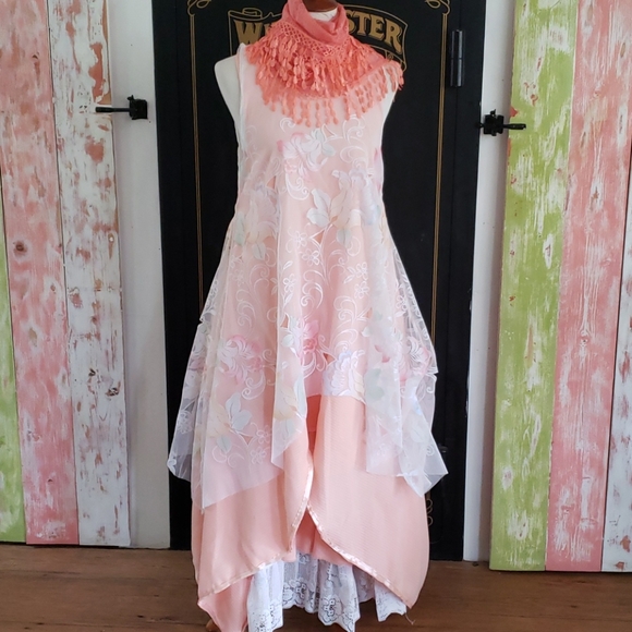 kissing pixies Dresses & Skirts - One of a kind lagenlook 2 piece floral peach